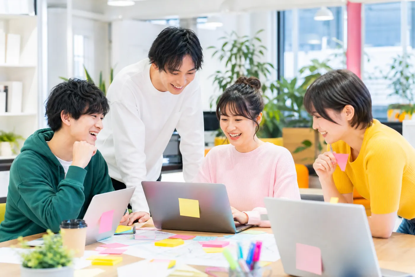 社内ハッカソンの様子