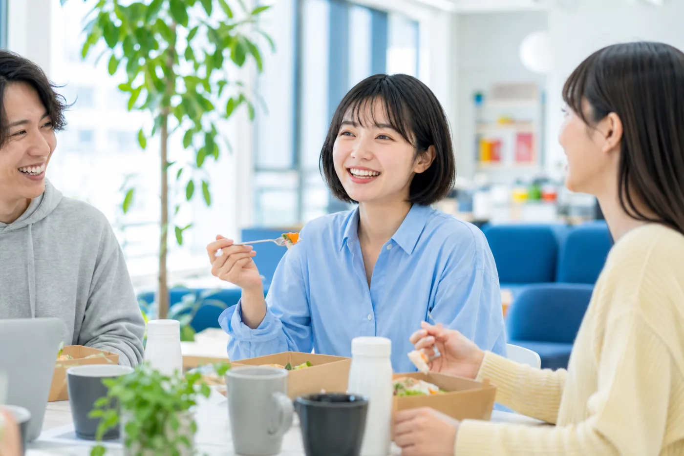 佐藤 ひなたさんの仕事の様子
